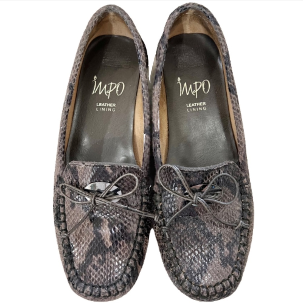 Impo Betty Brown Snake Print Leather Embossed Driving Loafer Flats Size 5.5
